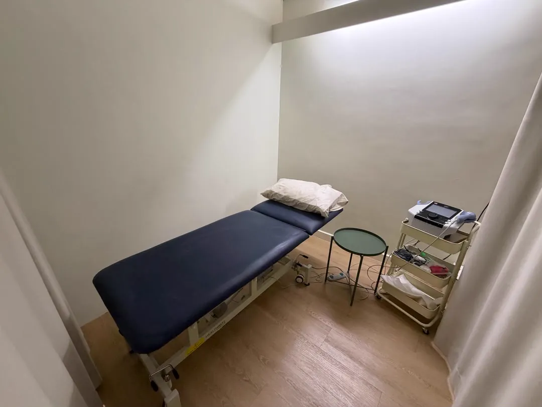 Private physiotherapy treatment room
